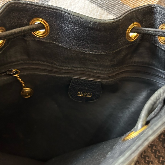 Vintage GUCCI Bucket Bag - Picture 14 of 14